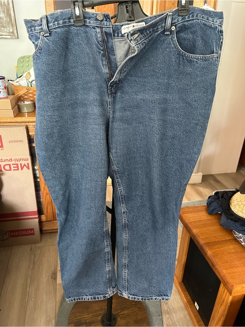 Tommy Hilfiger Women’s Blue Straight-Leg Jeans